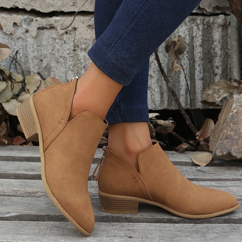 Bota de Couro Cano Curto Vallerie - Ziora