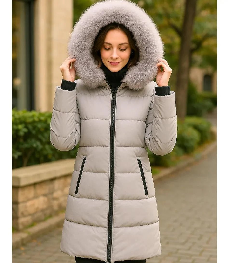 Casaco Feminino de Inverno Longo Com Capuz e Gola De Pelo | Júlia - Innovare