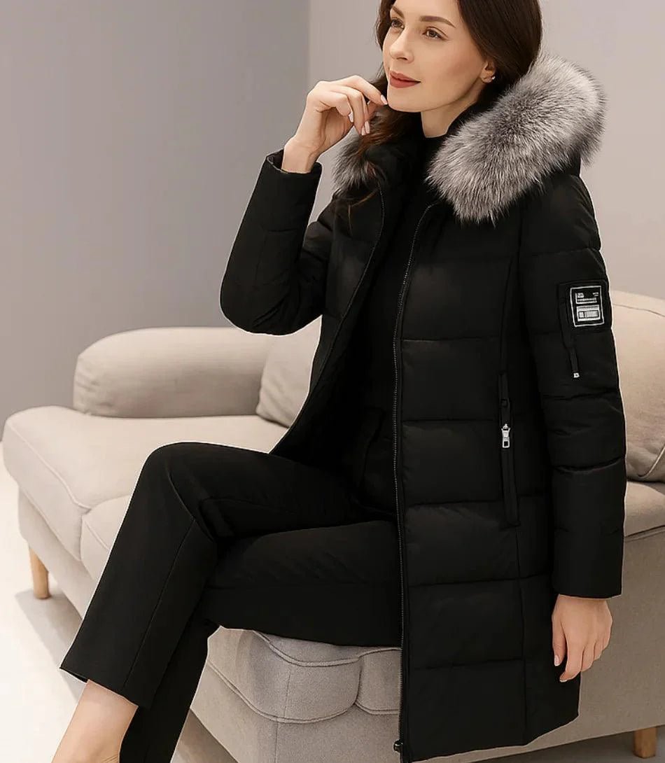 Casaco Feminino de Inverno Longo Com Capuz e Gola De Pelo | Júlia - Innovare