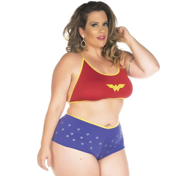 Mini Fantasia Mulher Maravilha Plus Size Sexy Pimenta com Top e Shorts 44 ao 50 - Innovare