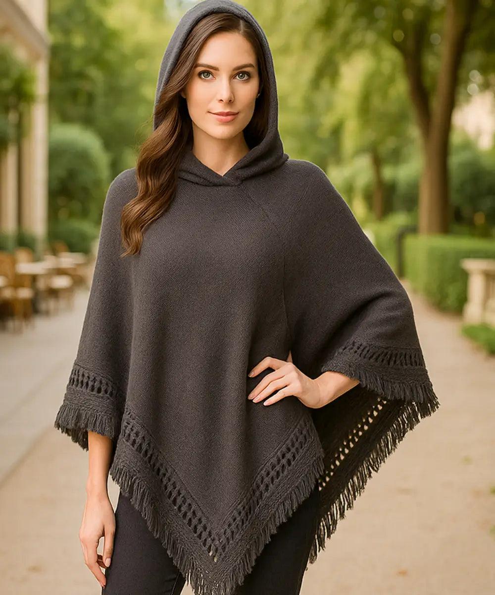 Poncho Feminino Tricot Com Capuz Elegante | Frankfurt - Innovare
