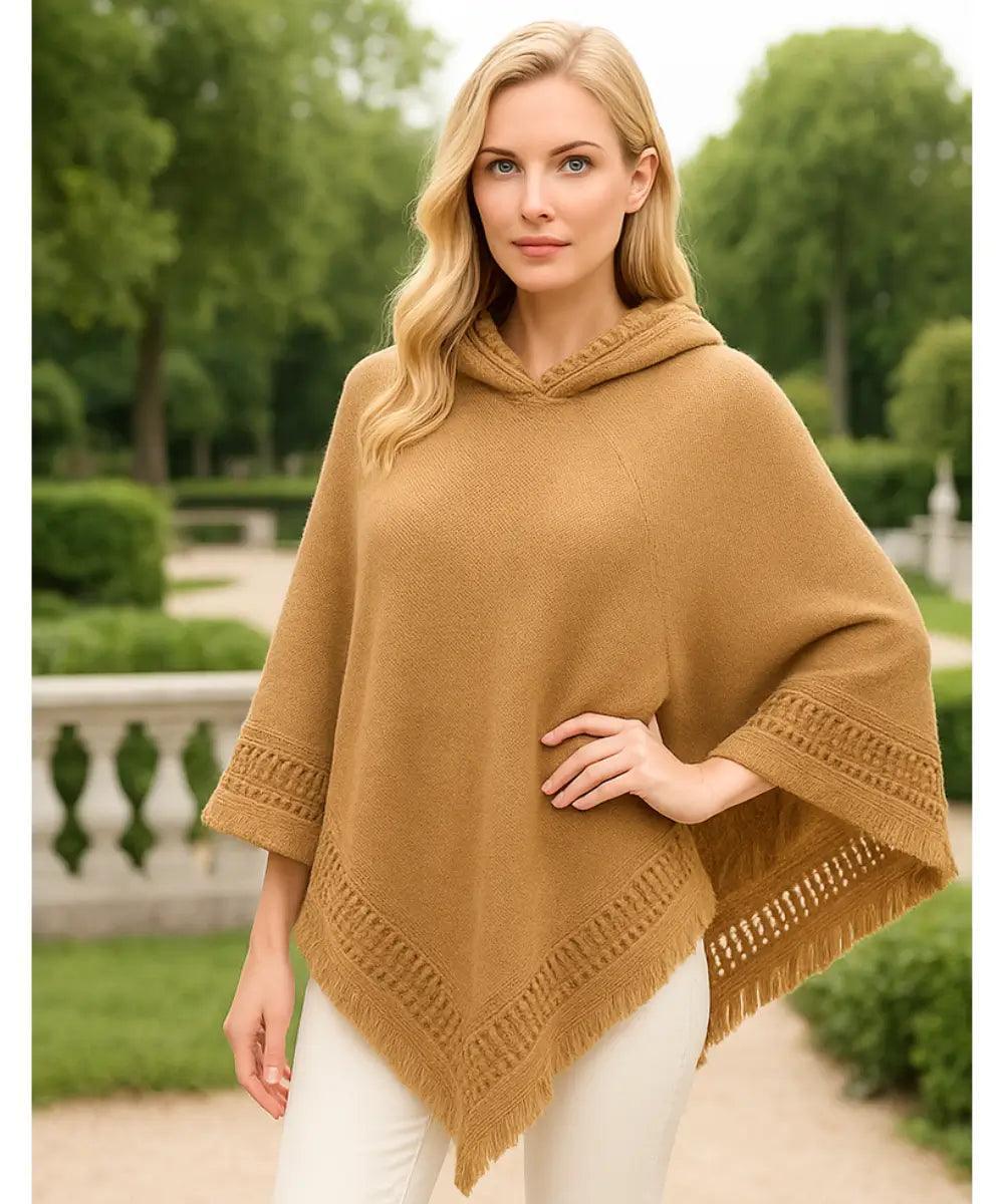 Poncho Feminino Tricot Com Capuz Elegante | Frankfurt - Innovare