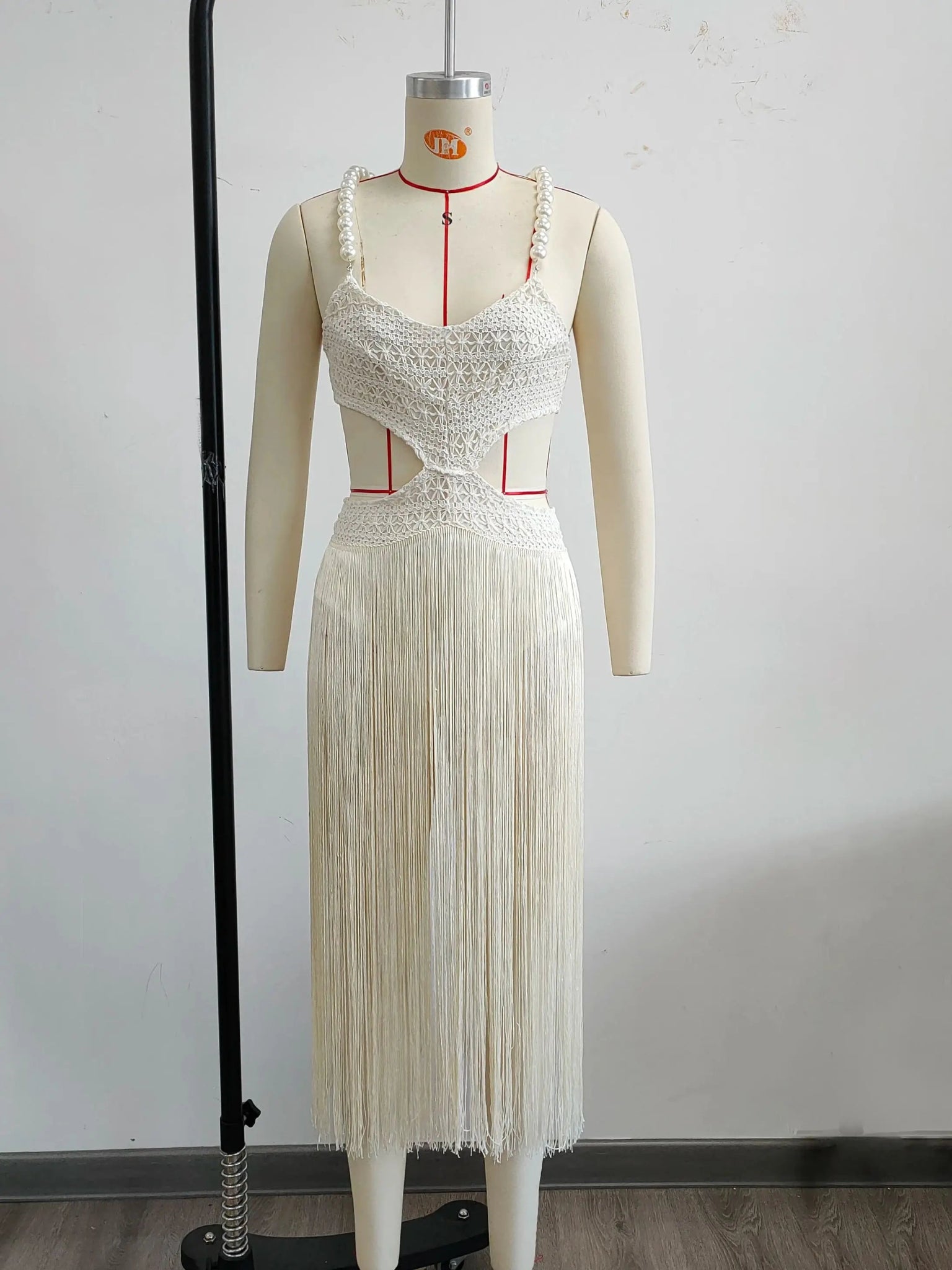 Vestido Sexy de Franjas e Pérolas - Beatriz - Ziora