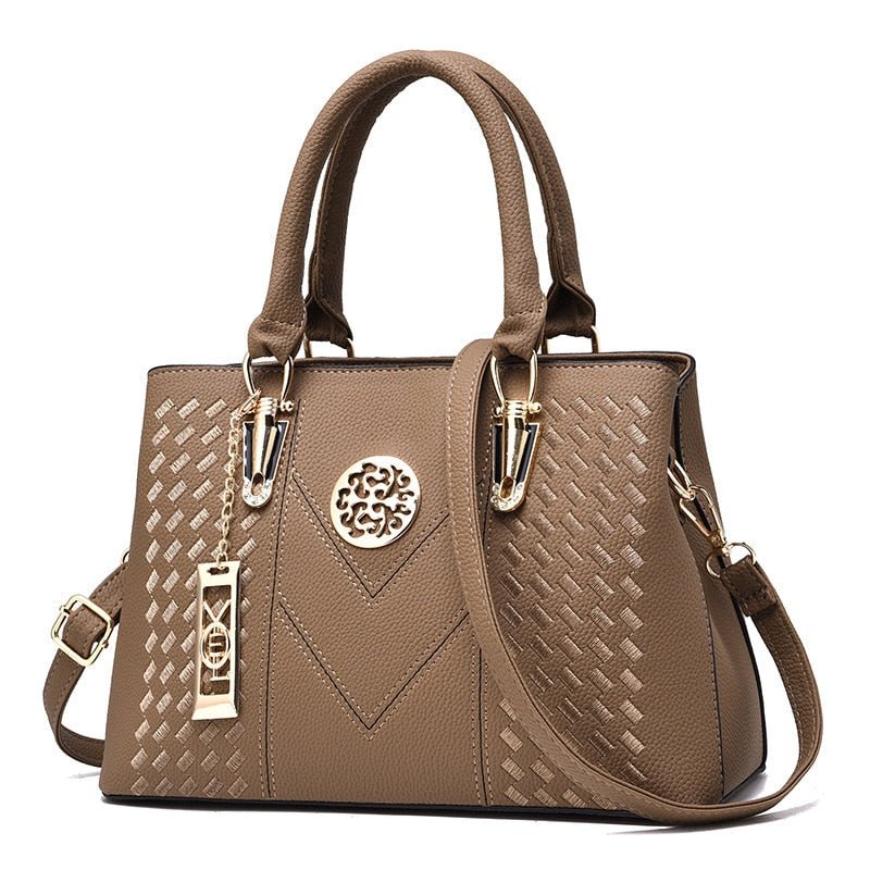 Bolsa Feminina de Couro Fact - Loja Fact
