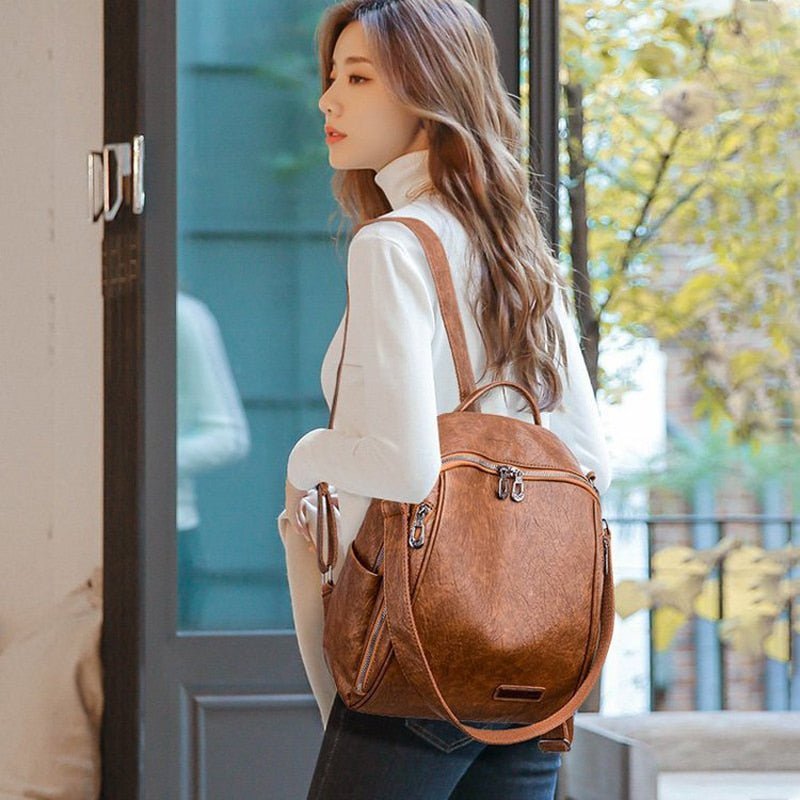 Bolsa Mochila de Couro - Loja Fact