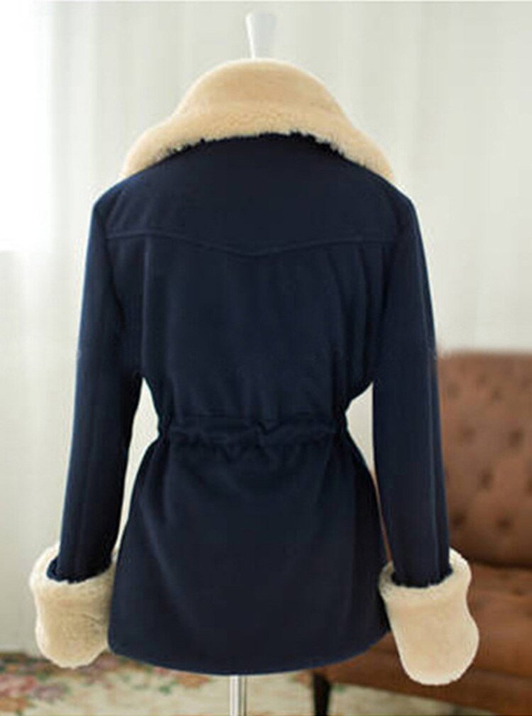 Casaco Feminino Pelúcia Eleanor Coat - Loja Fact