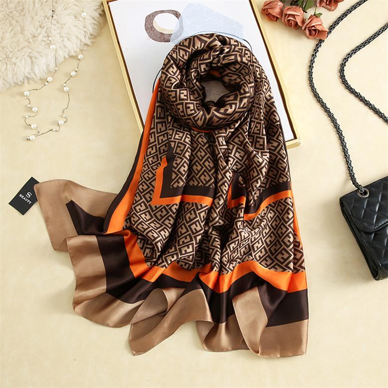 Echarpe Toque de Seda Deluxe - Modelo 2 - Loja Fact