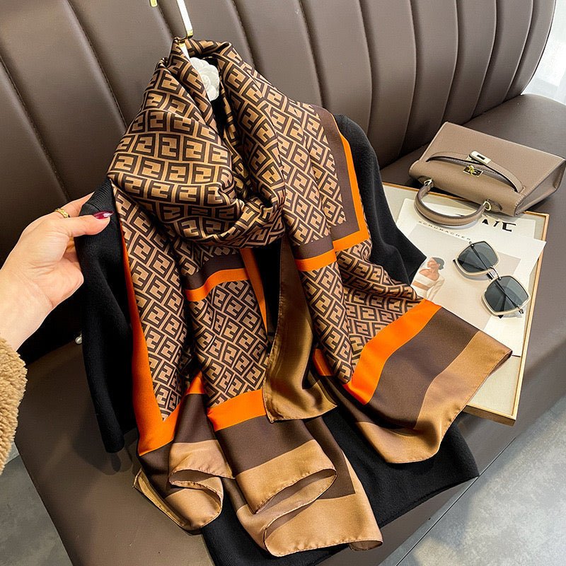 Echarpe Toque de Seda Deluxe - Modelo 2 - Loja Fact