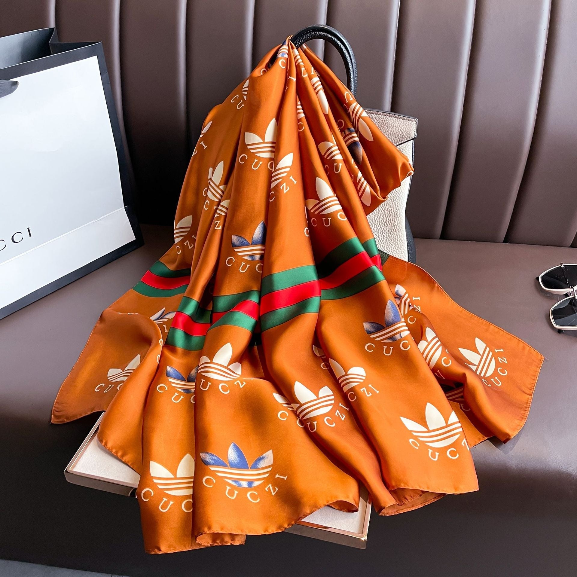 Echarpe Toque de Seda Deluxe - Modelo 36 - Loja Fact