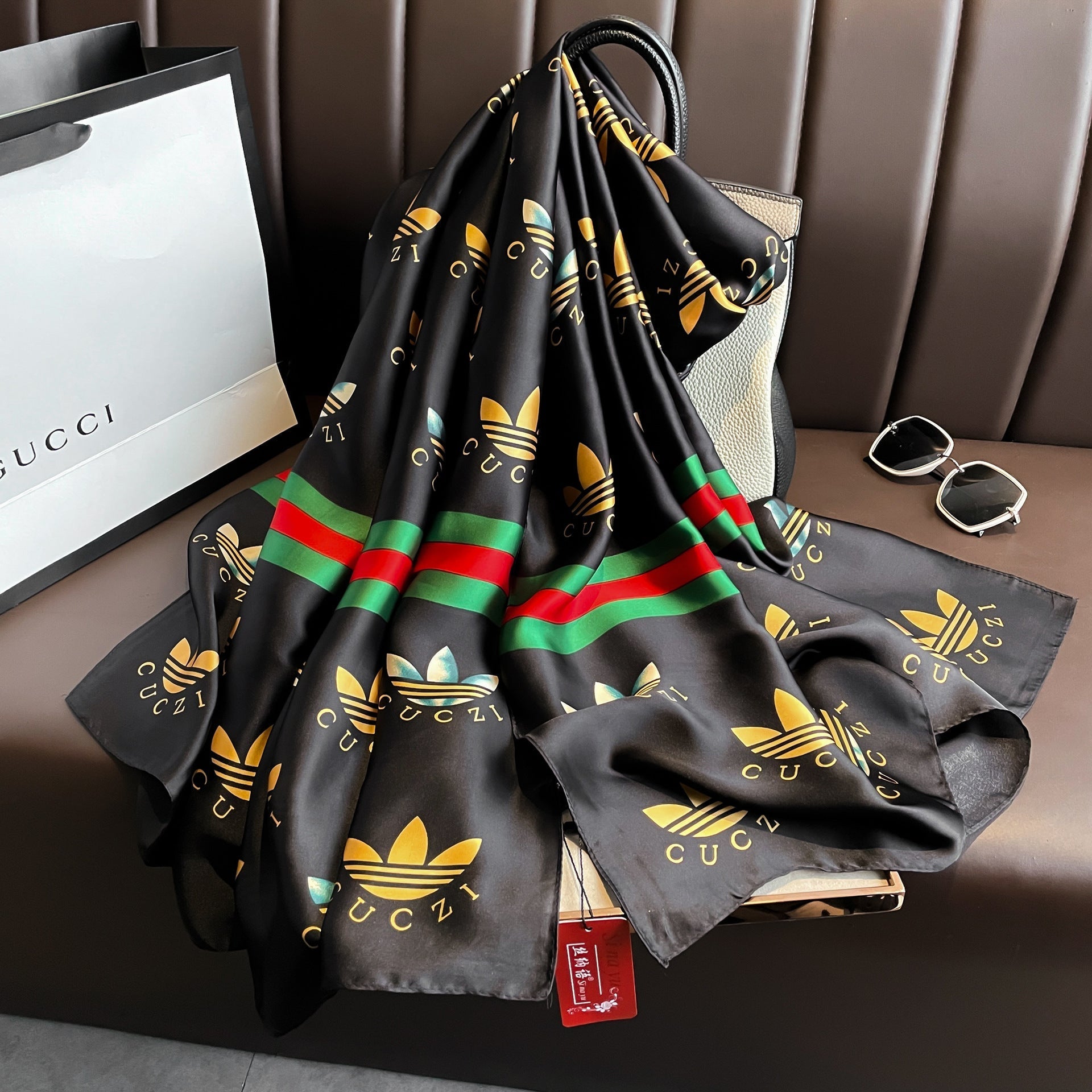 Echarpe Toque de Seda Deluxe - Modelo 37 - Loja Fact