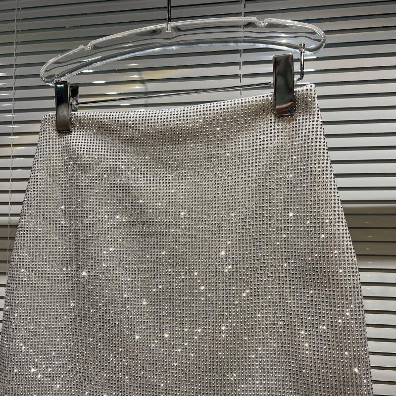 Saia Manu - Loja Fact