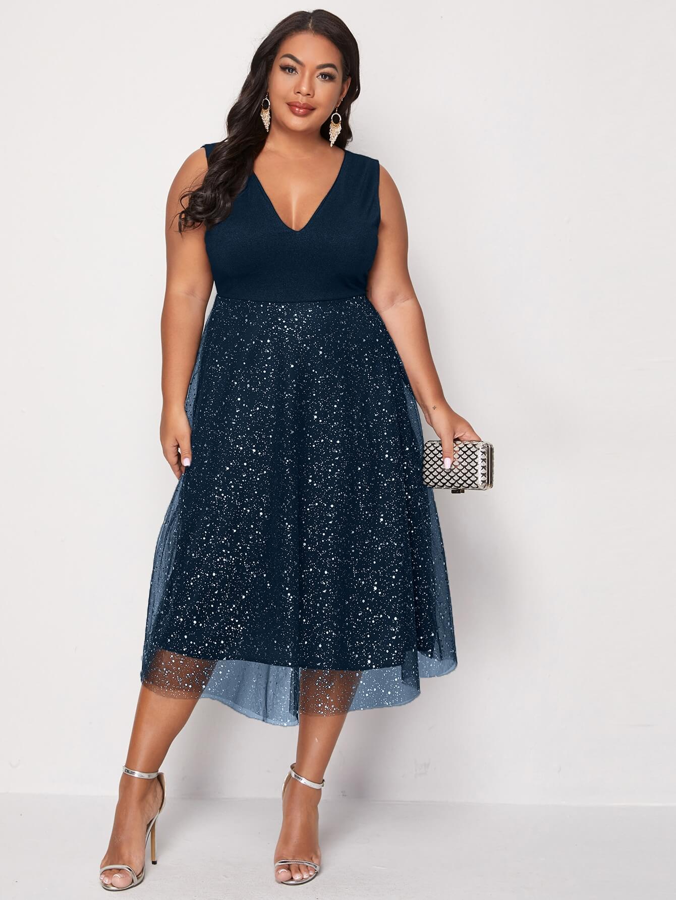 Vestido Curto Genova - Plus Size - Loja Fact