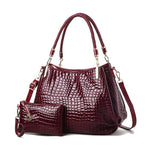 Bolsa de Couro Feminina com Carteira - Loja Fact