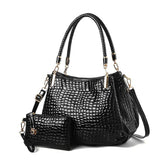 Bolsa de Couro Feminina com Carteira - Loja Fact