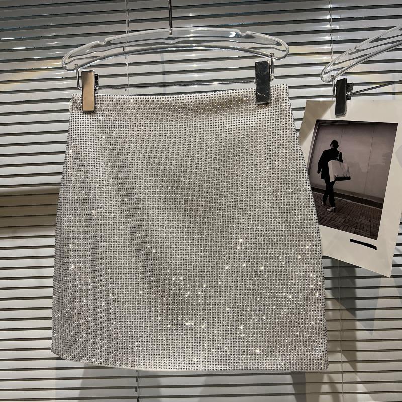 Saia Manu - Loja Fact