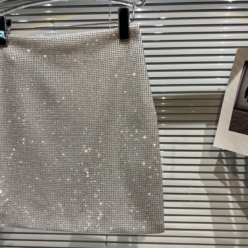 Saia Manu - Loja Fact