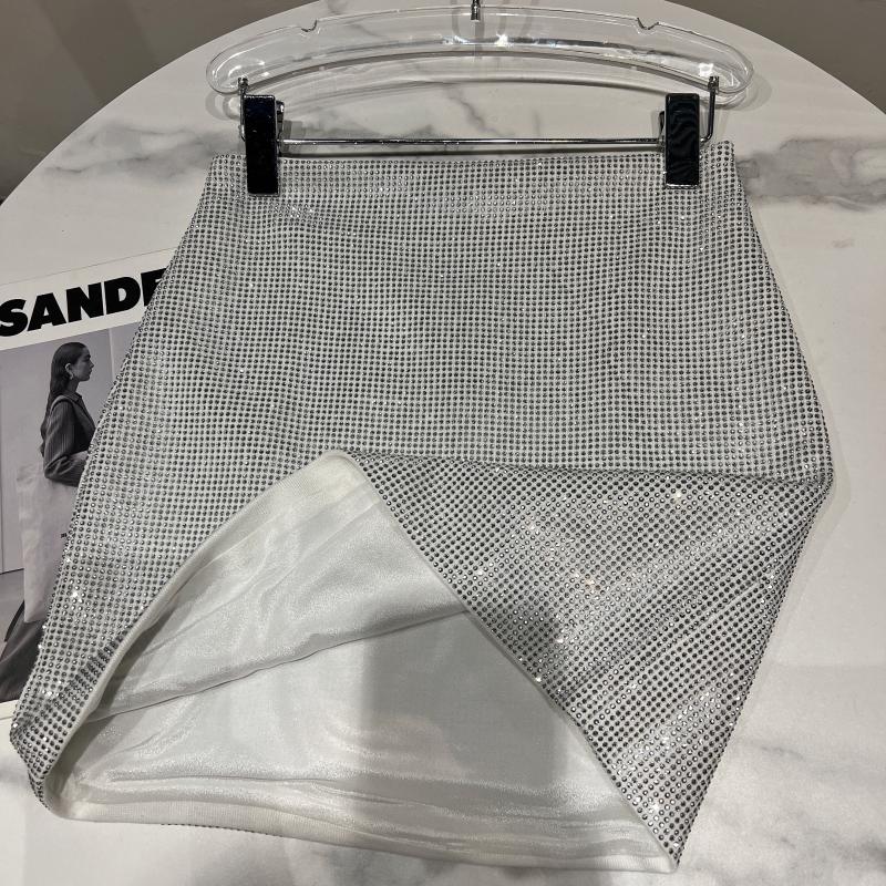 Saia Manu - Loja Fact