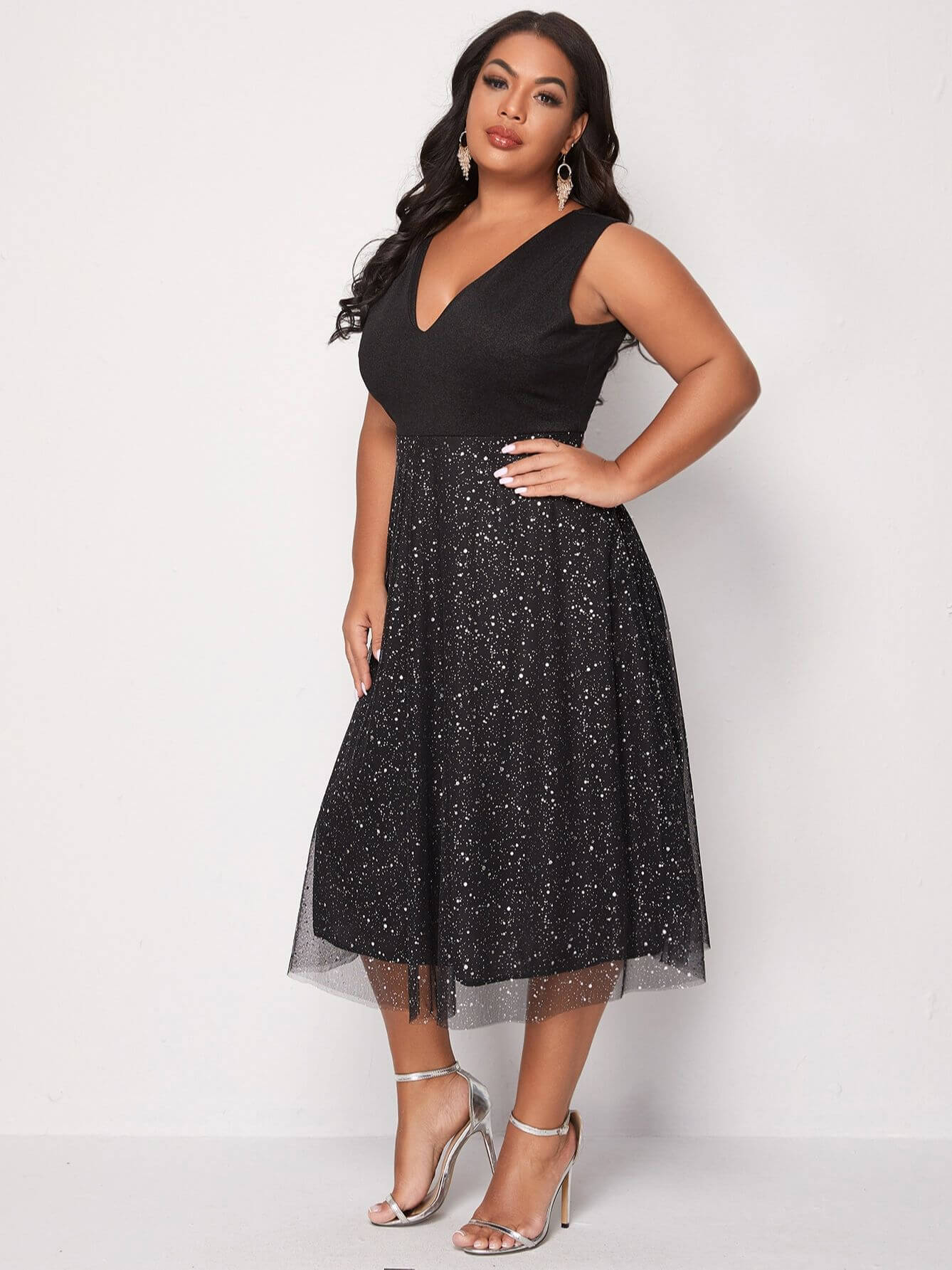 Vestido Curto Genova - Plus Size - Loja Fact